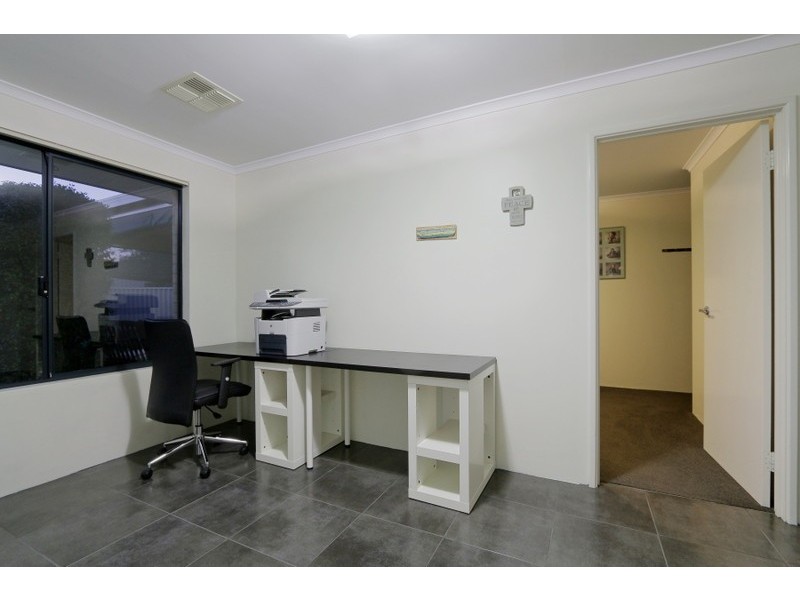 36 Castlewood Parkway, Southern River WA 6110