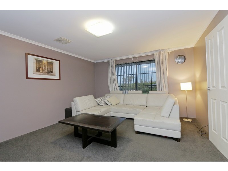 36 Castlewood Parkway, Southern River WA 6110