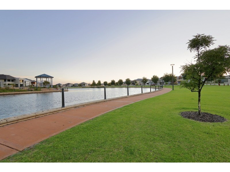 36 Castlewood Parkway, Southern River WA 6110