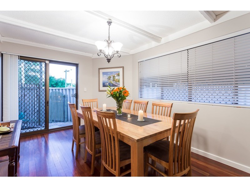 340 Robinson Avenue, Cloverdale WA 6105