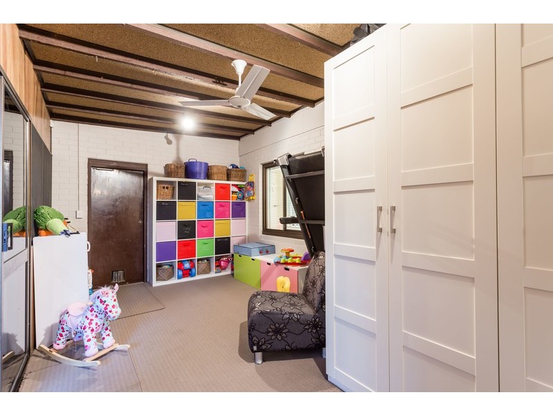 340 Robinson Avenue, Cloverdale WA 6105