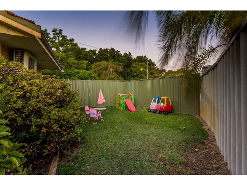 340 Robinson Avenue, Cloverdale WA 6105