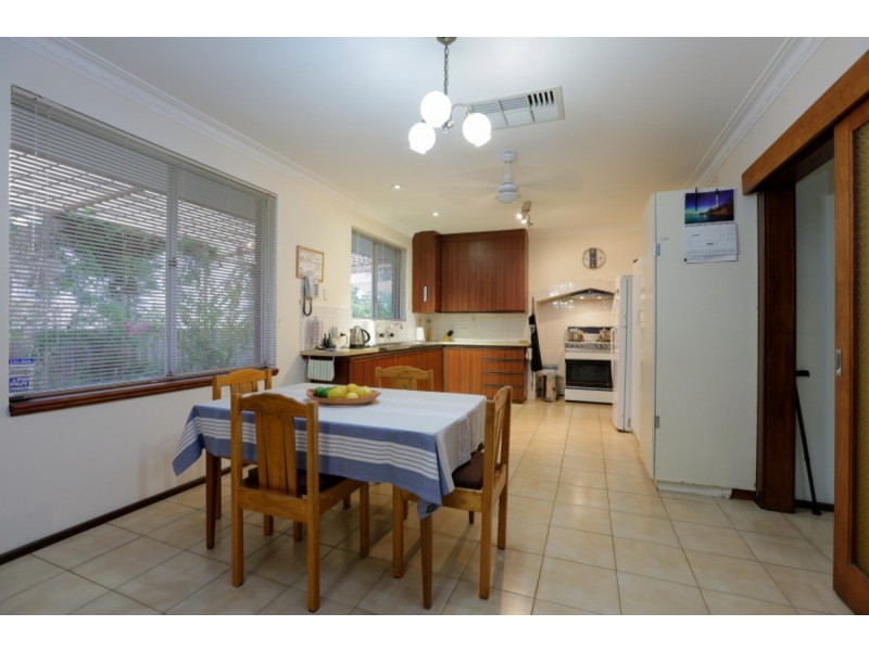 216 Warton Road, Huntingdale WA 6110