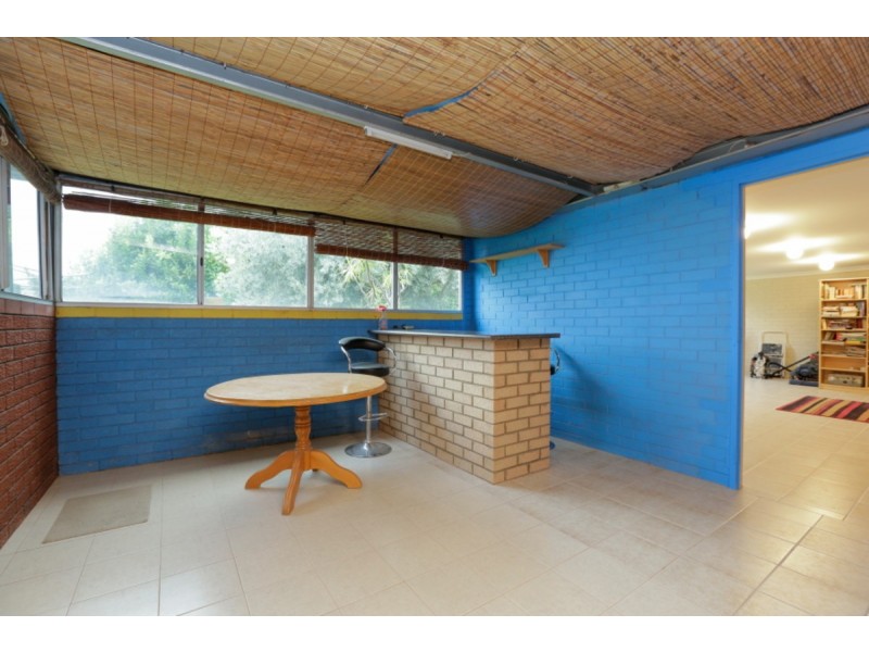 216 Warton Road, Huntingdale WA 6110