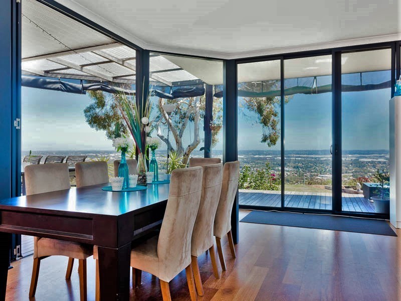 15 High Peak Place, Lesmurdie WA 6076