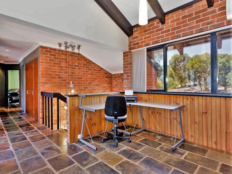 15 High Peak Place, Lesmurdie WA 6076
