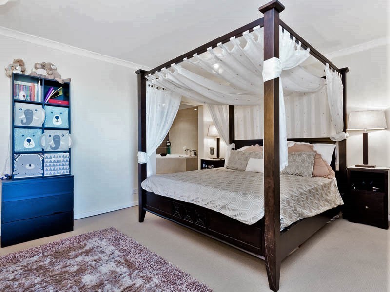 15 High Peak Place, Lesmurdie WA 6076