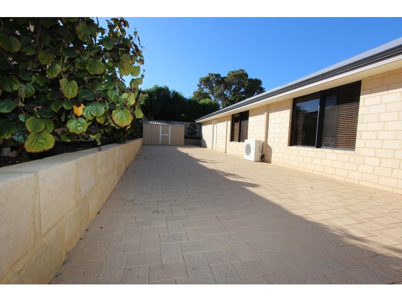5 Greenshank Mews, Wannanup WA 6210