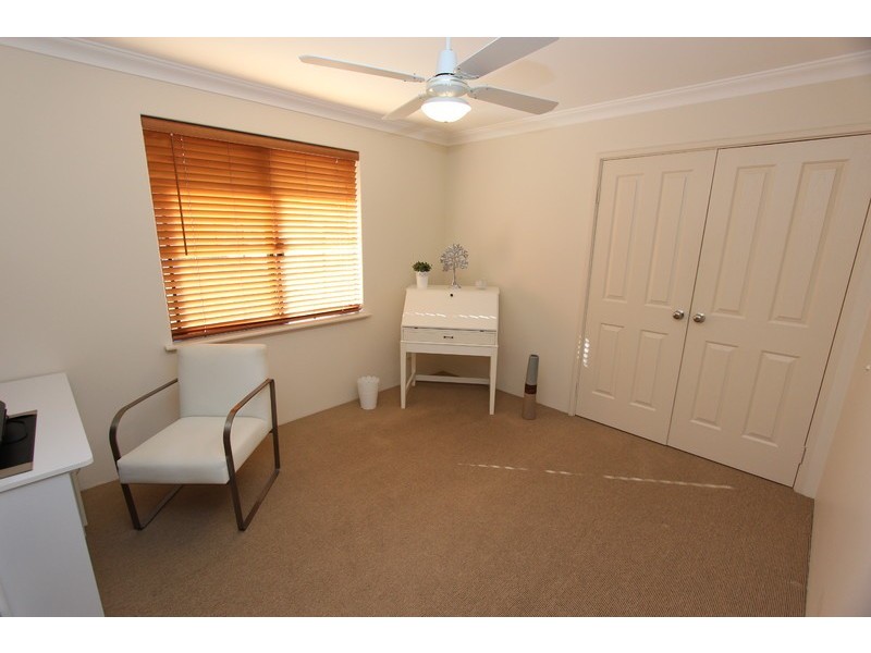 5 Greenshank Mews, Wannanup WA 6210