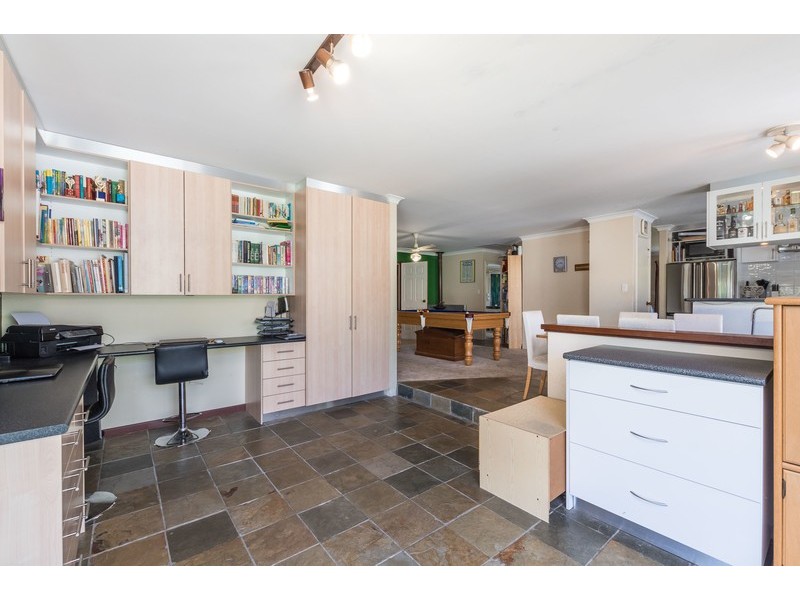 17 Logan Court, Seville Grove WA 6112