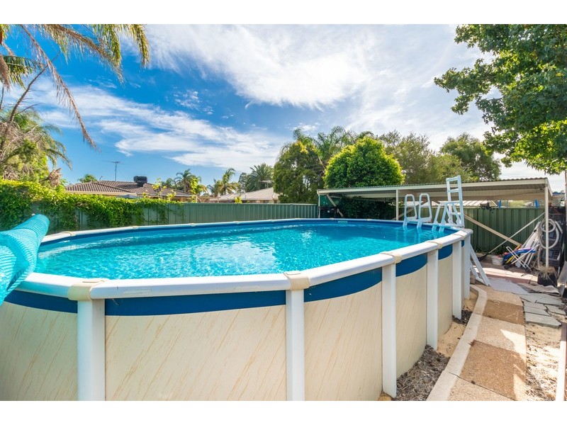 17 Logan Court, Seville Grove WA 6112