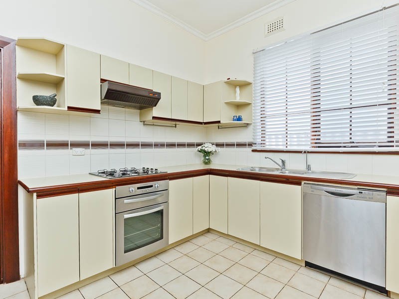 9 Norfolk Street, South Perth WA 6151