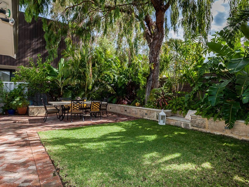 9 Norfolk Street, South Perth WA 6151