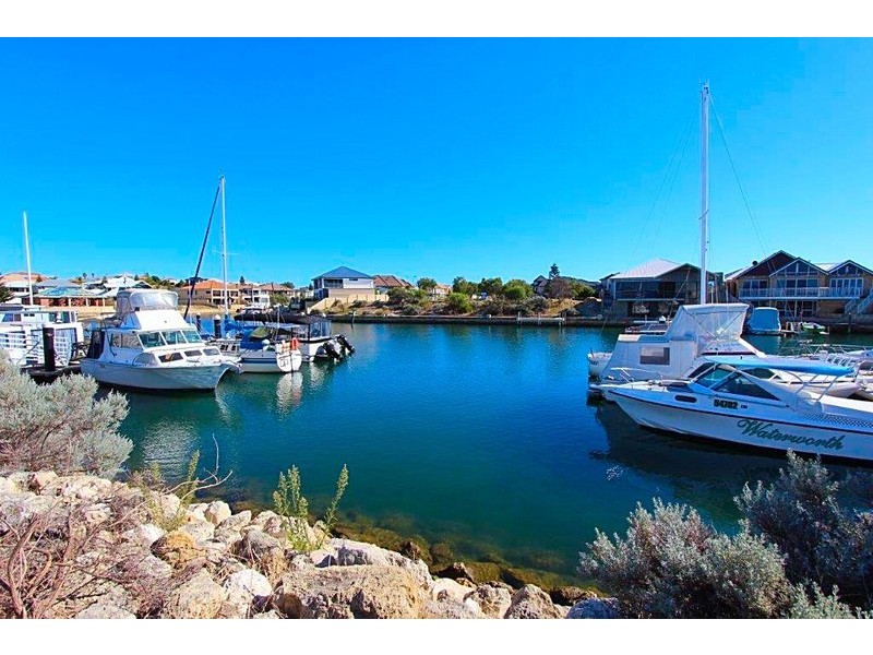 15 Avocet Island Quays, Wannanup WA 6210