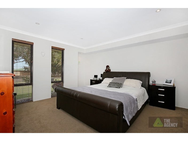 63 Karon Vista, Halls Head WA 6210