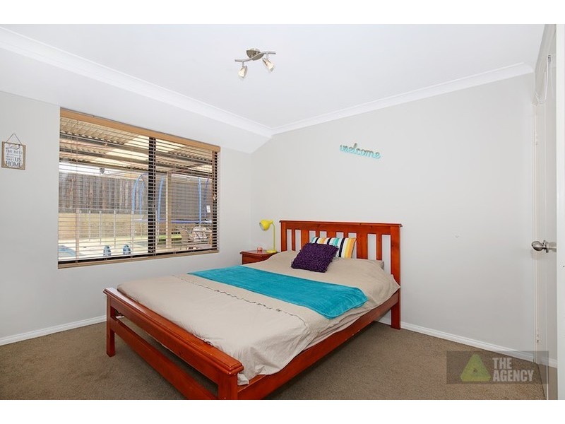 63 Karon Vista, Halls Head WA 6210