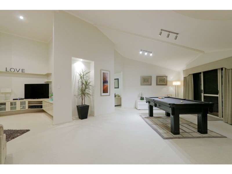 2 Casuarina Court, Canning Vale WA 6155