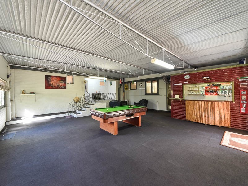 27 Tredale Avenue, Mount Richon WA 6112