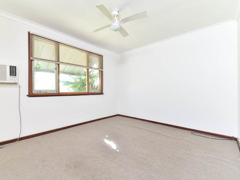 27 Tredale Avenue, Mount Richon WA 6112