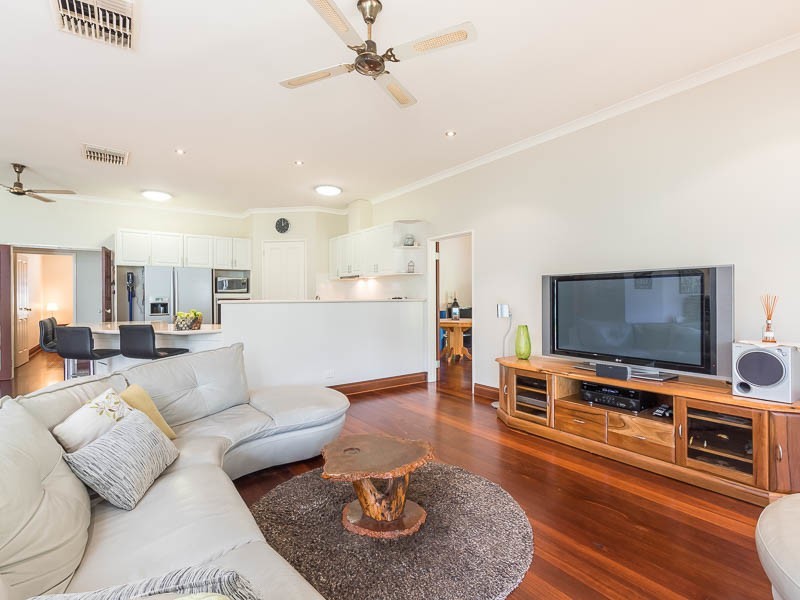 12 Davidson Road, Attadale WA 6156