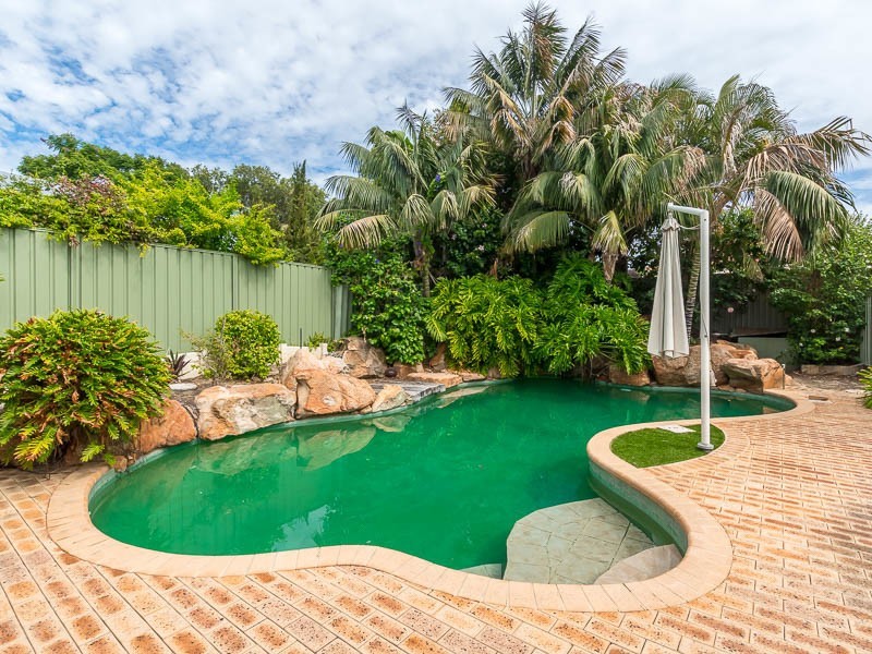 12 Davidson Road, Attadale WA 6156