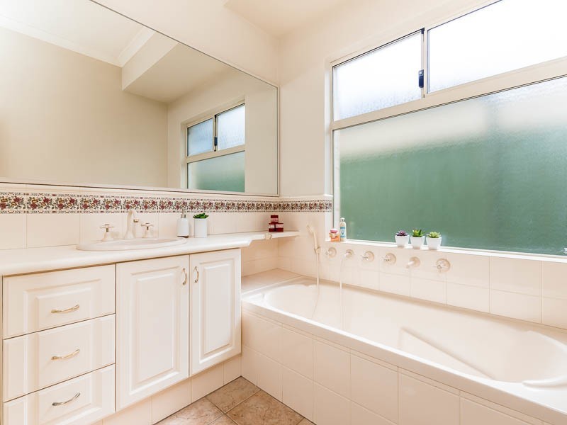 12 Davidson Road, Attadale WA 6156