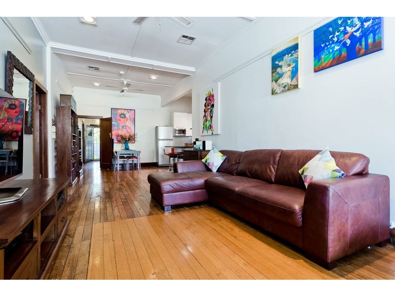 404 Guildford Road, Bayswater WA 6053