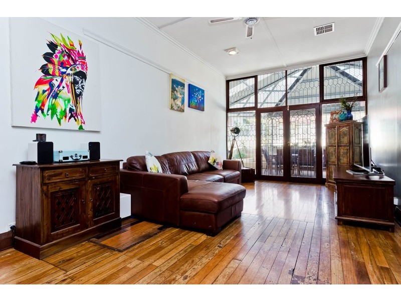 404 Guildford Road, Bayswater WA 6053