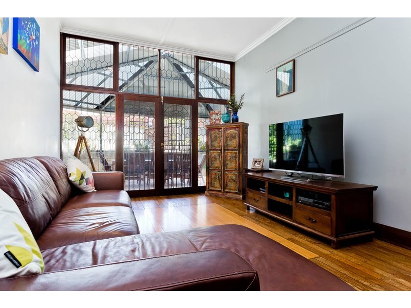 404 Guildford Road, Bayswater WA 6053