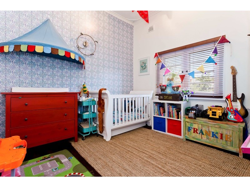 404 Guildford Road, Bayswater WA 6053