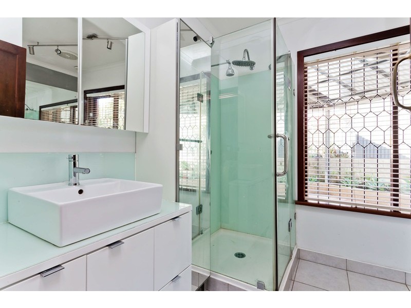 404 Guildford Road, Bayswater WA 6053