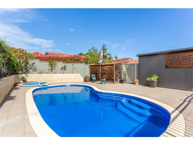 404 Guildford Road, Bayswater WA 6053