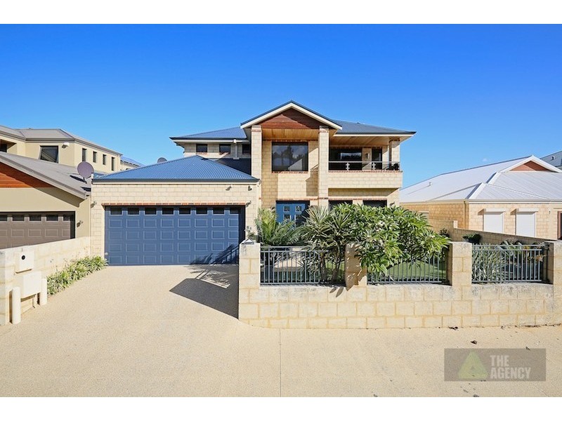 43 Leisure Way, Halls Head WA 6210