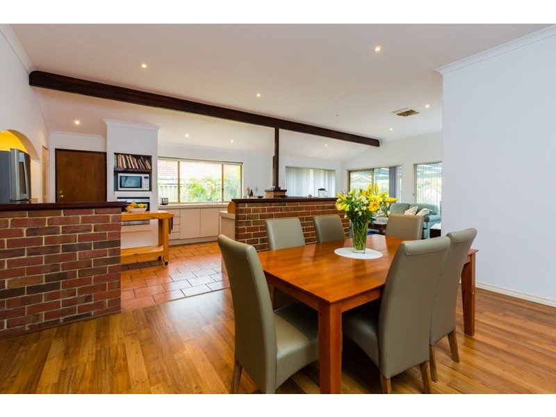 26 Park Lane, Canning Vale WA 6155