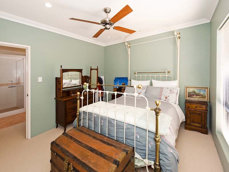 3 Heron Place, South Yunderup WA 6208