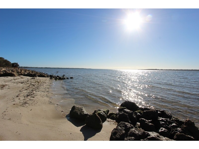 18 Balingup Loop, Dawesville WA 6211