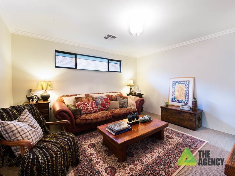 20 Willow Brook View, Meadow Springs WA 6210