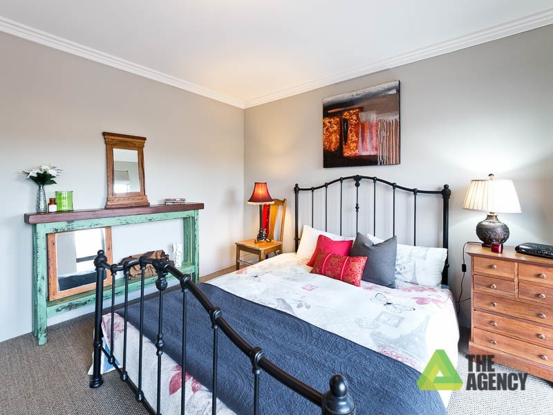 20 Willow Brook View, Meadow Springs WA 6210