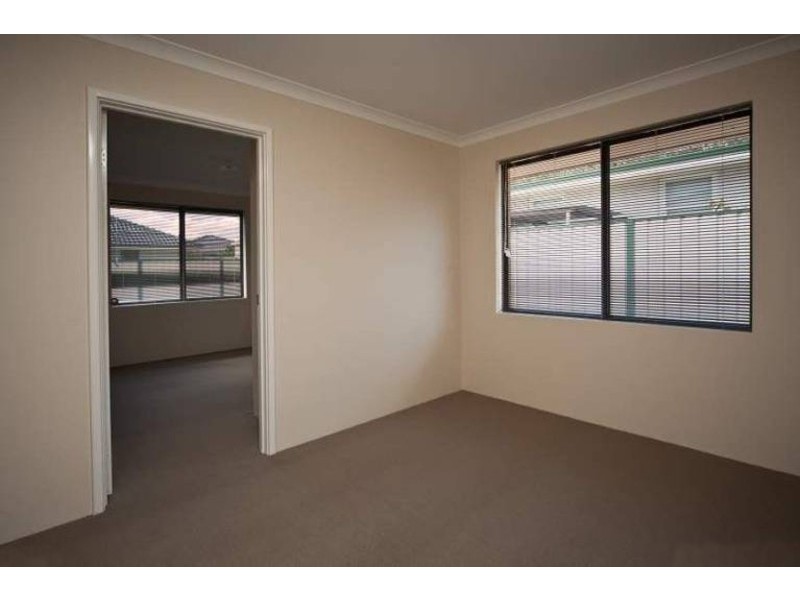 12A Sussex Road, Forrestfield WA 6058