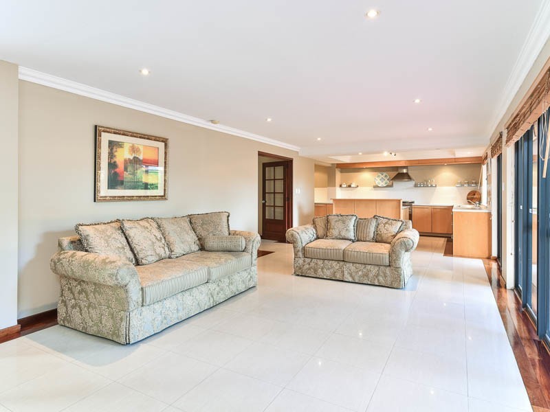 29 Freckleton Court, Wandi WA 6167