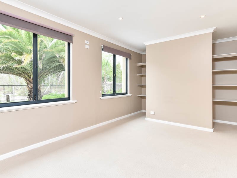 29 Freckleton Court, Wandi WA 6167