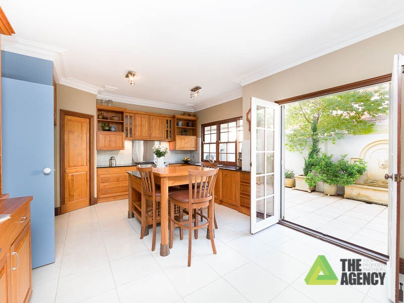 4/19 Karoo Street, South Perth WA 6151