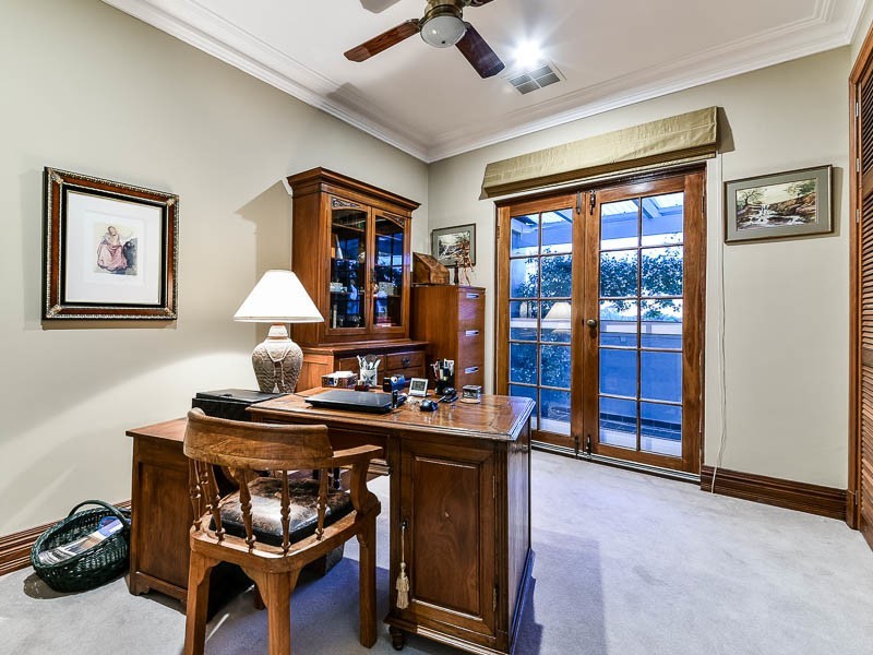 4/19 Karoo Street, South Perth WA 6151