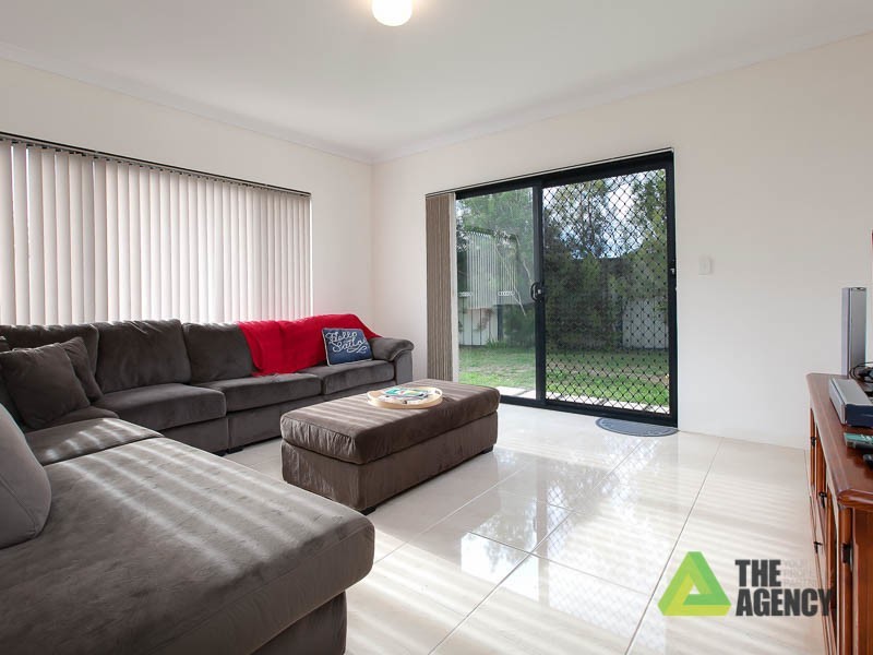 4 Formby Road, Meadow Springs WA 6210