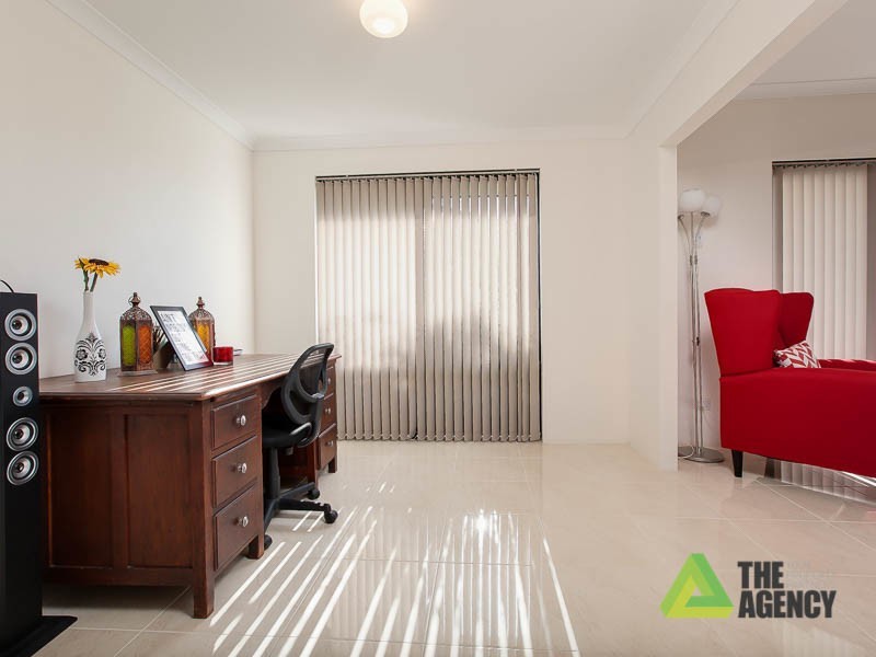 4 Formby Road, Meadow Springs WA 6210