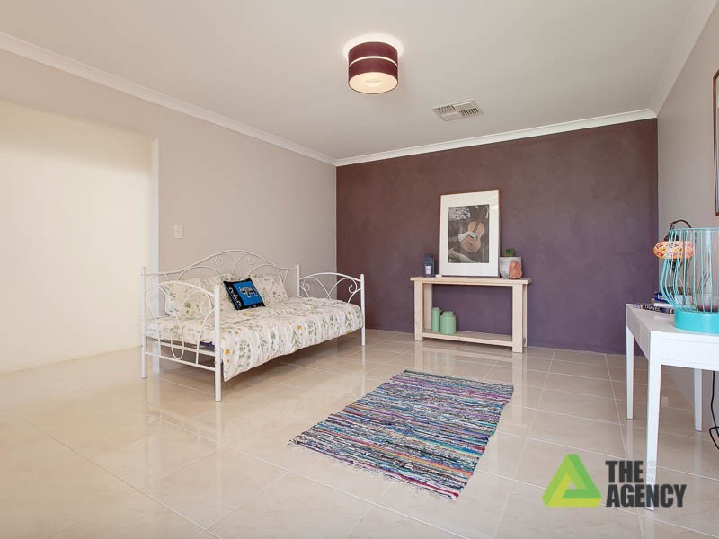 4 Formby Road, Meadow Springs WA 6210