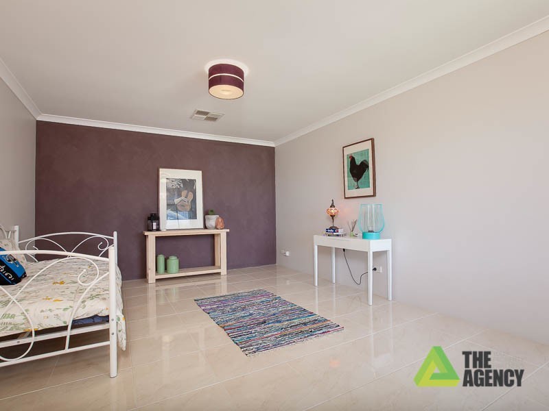 4 Formby Road, Meadow Springs WA 6210