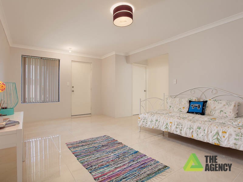 4 Formby Road, Meadow Springs WA 6210