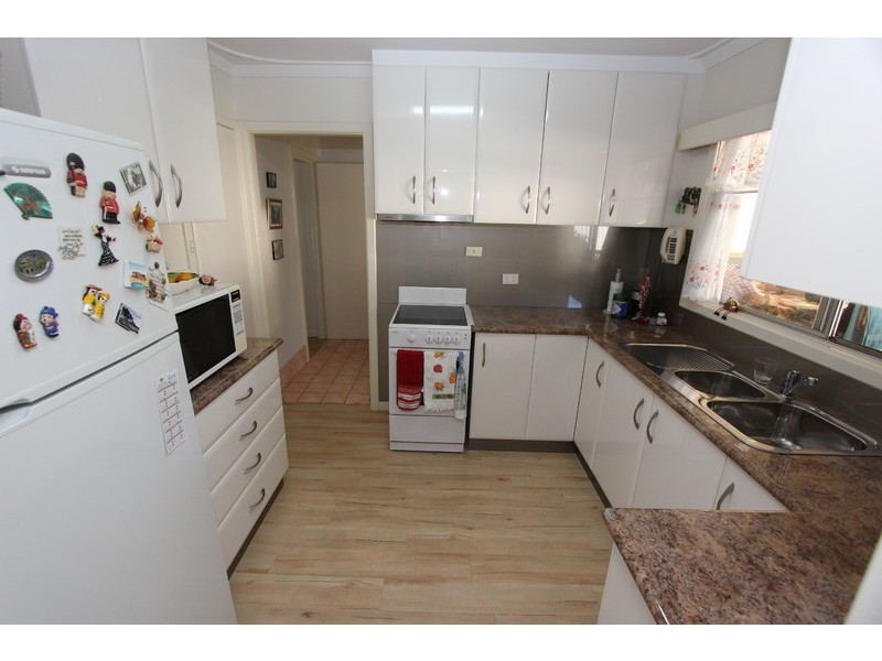 14 Manjeep Road, Greenfields WA 6210