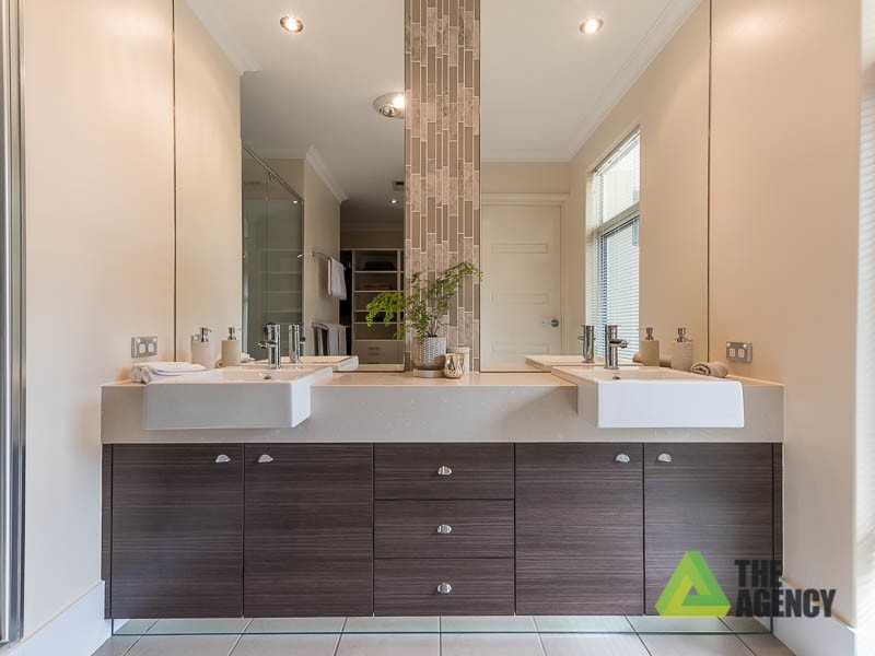 11 Heath Road, Kalamunda WA 6076